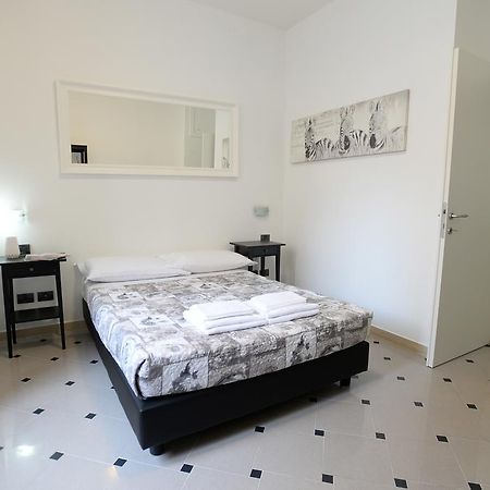 דירות רומא Casa Andrew מראה חיצוני תמונה